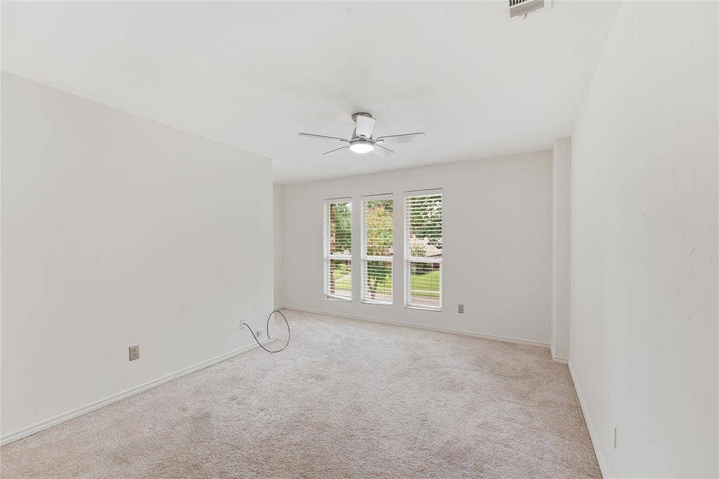 1509 Aylesbury Lane, Plano, TX 75075 secondary bedroom upstairs or home office.