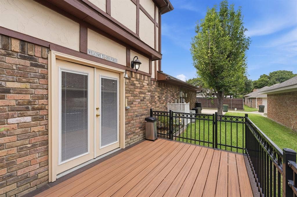 1509 Aylesbury Lane, Plano, TX 75075 This deck is a great spot for enjoying a nice cup of tea and enjoying the view.