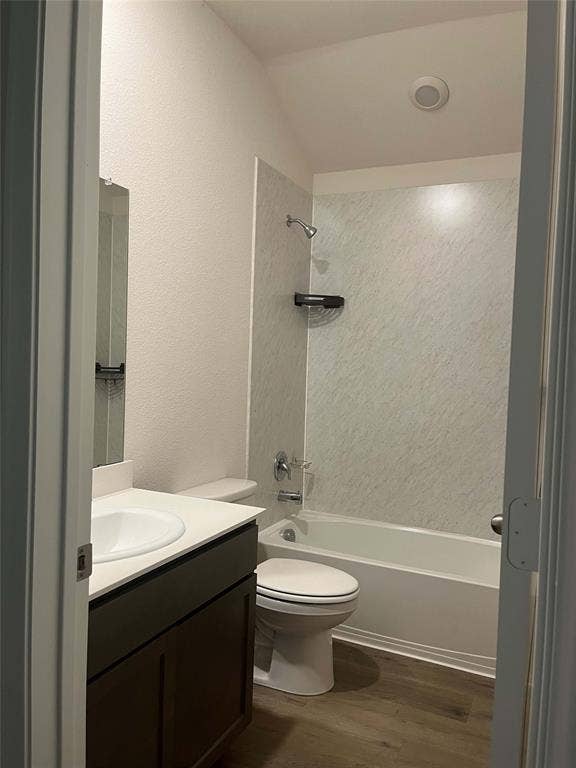915 Presleigh Drive, Dallas, TX 75253