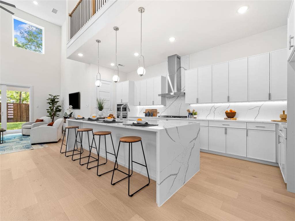 426 Martinique Avenue, Dallas, TX 75223 426 Martinique Avenue, Dallas, TX 75223