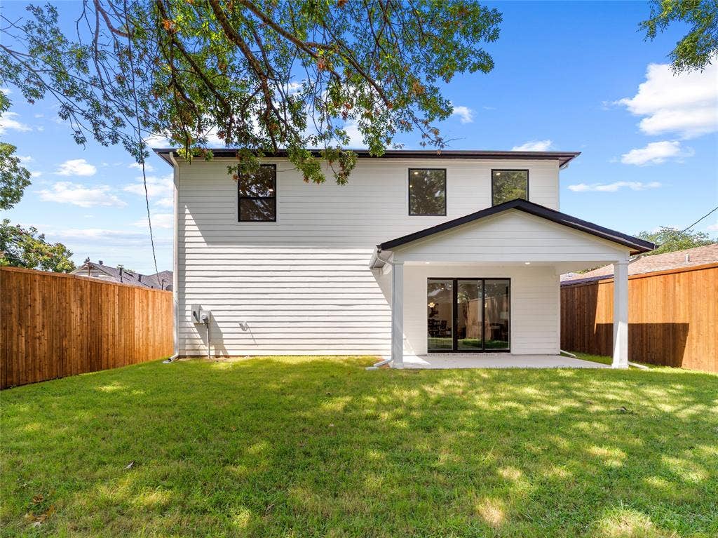 426 Martinique Avenue, Dallas, TX 75223 426 Martinique Avenue, Dallas, TX 75223