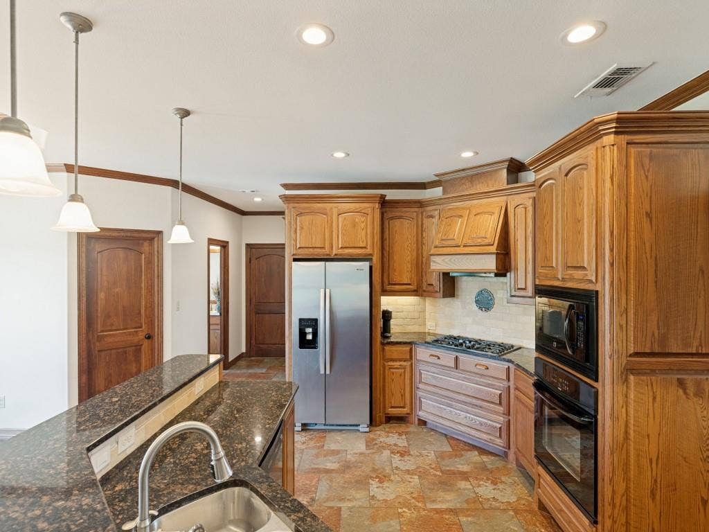 2860 Forest Drive, Celina, TX 75009