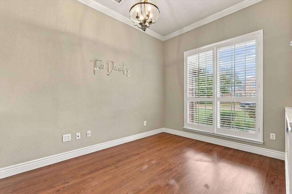 2914 Beau Drive, Mesquite, TX 75181