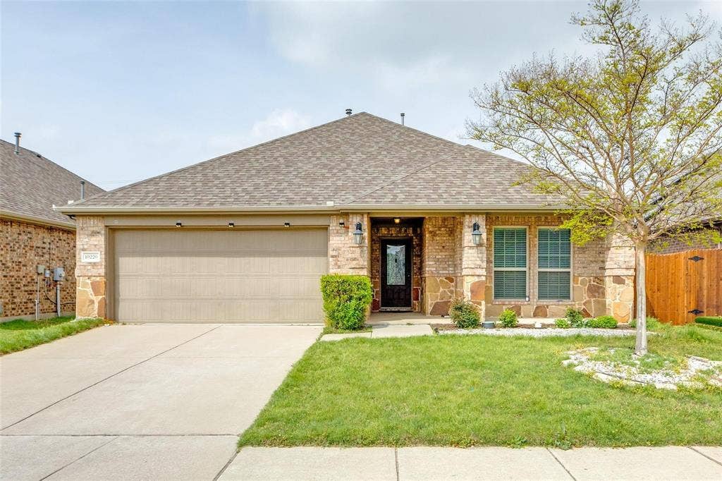 10220 Bennet Drive, McKinney, TX 75072 10220 Bennet Drive, McKinney, TX 75072