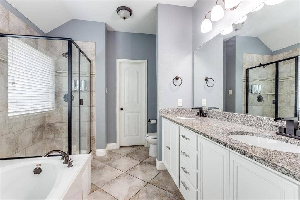 10220 Bennet Drive, McKinney, TX 75072 10220 Bennet Drive, McKinney, TX 75072