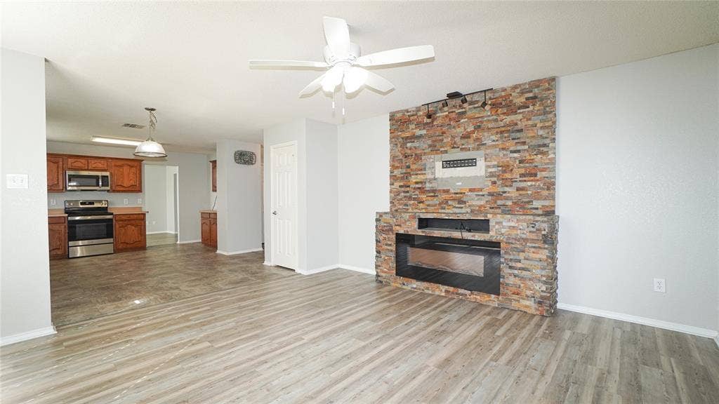 1435 Thibodaux Drive, Greenville, TX 75402 1435 Thibodaux Drive, Greenville, TX 75402