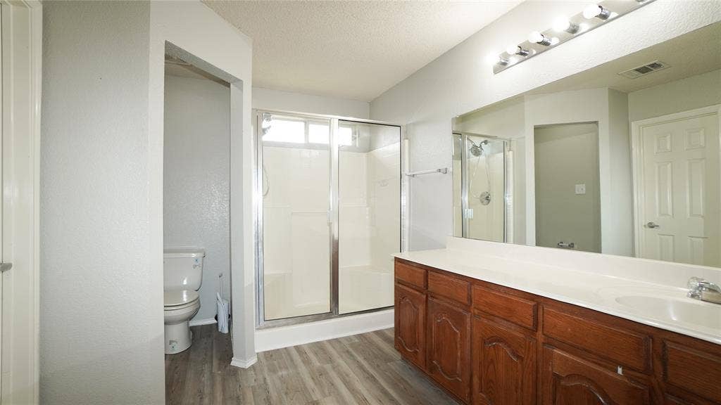 1435 Thibodaux Drive, Greenville, TX 75402 1435 Thibodaux Drive, Greenville, TX 75402