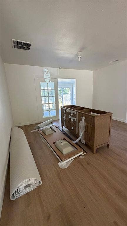 1121 S Brighton Avenue, Dallas, TX 75208