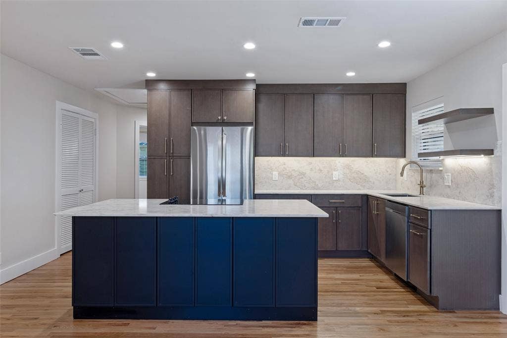 11138 Wyatt Street, Dallas, TX 75218 11138 Wyatt Street, Dallas, TX 75218