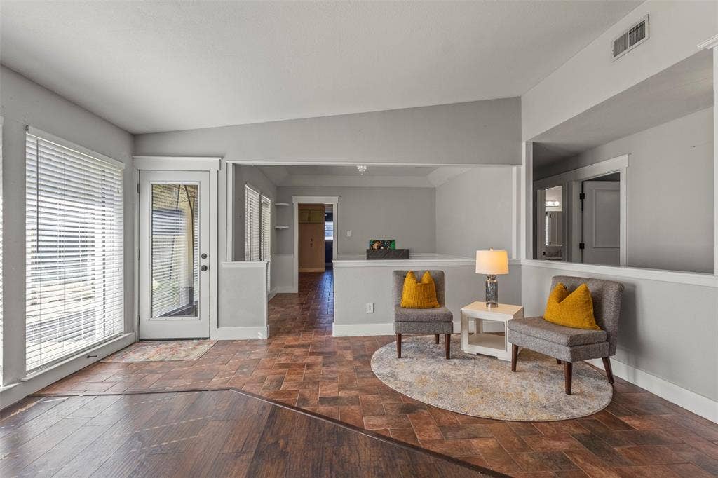 2248 Dorrington Drive, Dallas, TX 75228 2248 Dorrington Drive, Dallas, TX 75228
