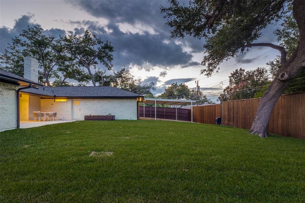 6233 Chesley Lane, Dallas, TX 75214