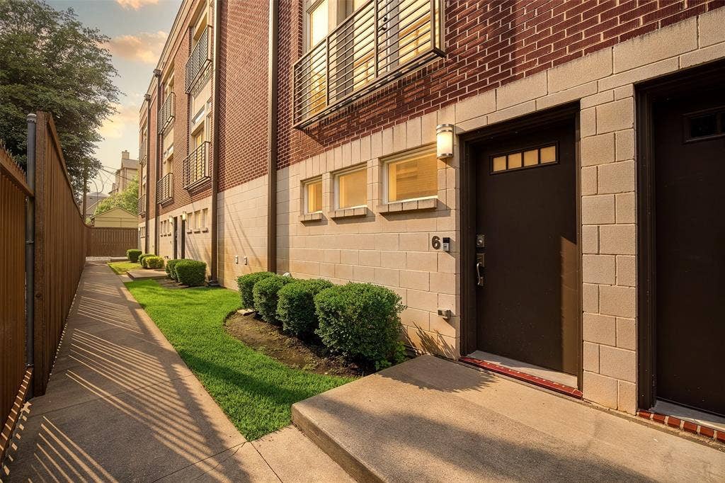 5711 Ross Avenue, #6, Dallas, TX 75206 5711 Ross Avenue, #6, Dallas, TX 75206