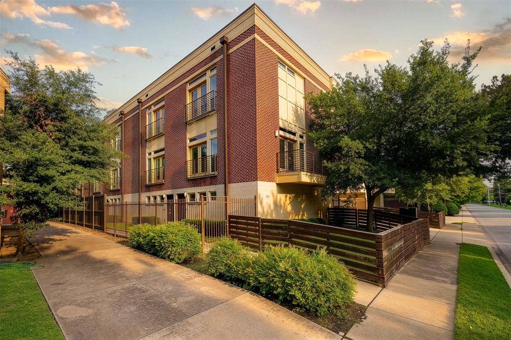 5711 Ross Avenue, #6, Dallas, TX 75206 5711 Ross Avenue, #6, Dallas, TX 75206