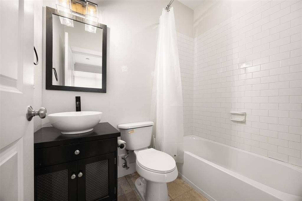 5711 Ross Avenue, #6, Dallas, TX 75206 5711 Ross Avenue, #6, Dallas, TX 75206