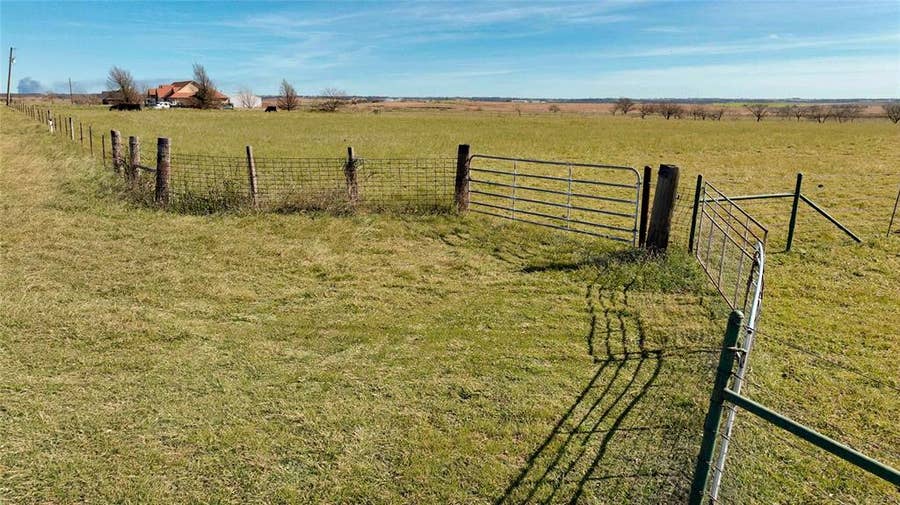 Property photo for 146 Hcr 4241, Hillsboro, TX