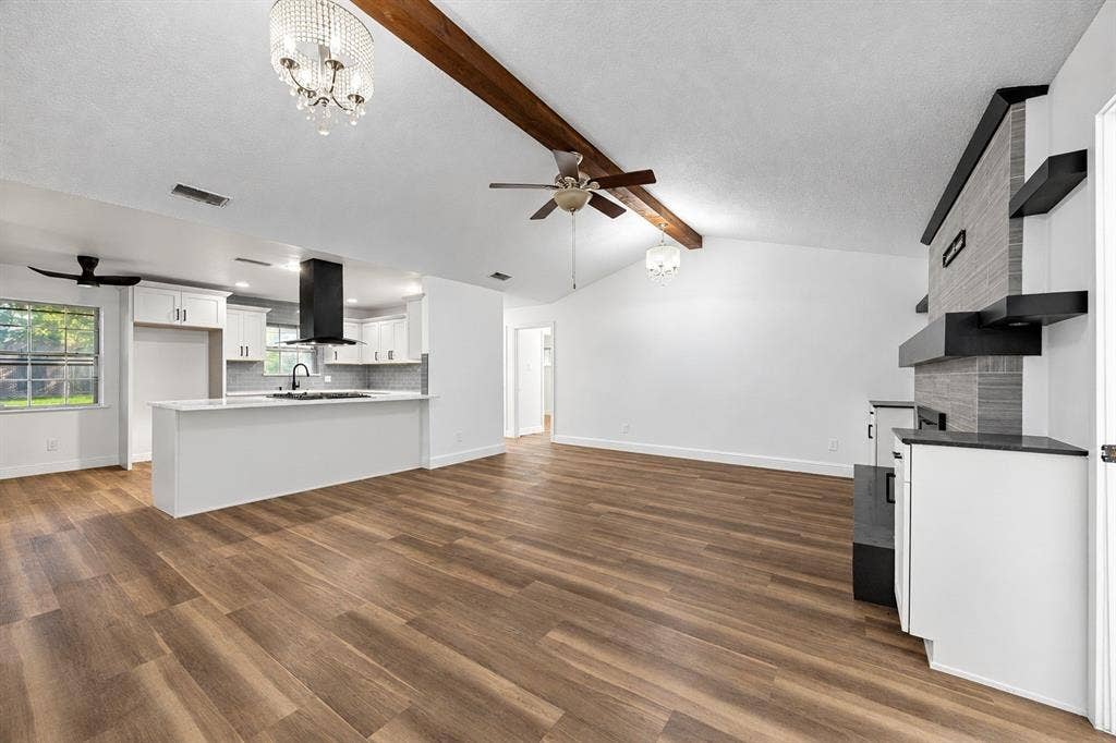 232 Highridge Drive, DeSoto, TX 75115 232 Highridge Drive, DeSoto, TX 75115