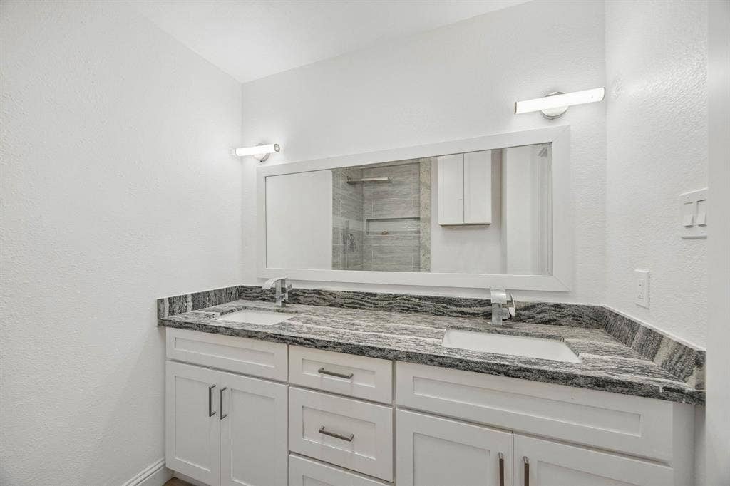 232 Highridge Drive, DeSoto, TX 75115 232 Highridge Drive, DeSoto, TX 75115