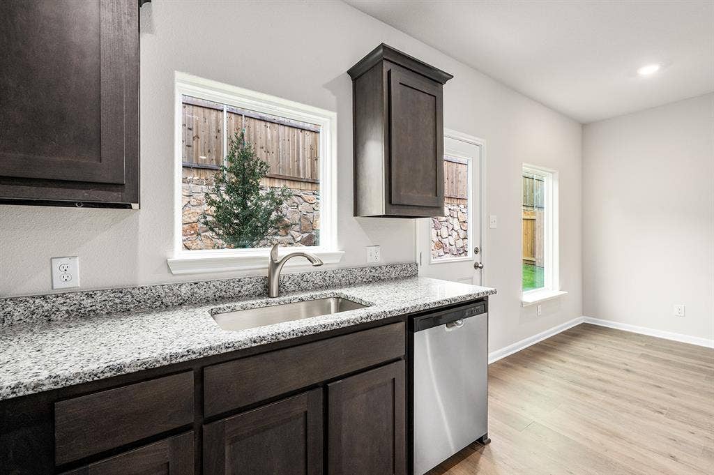 6321 Hyena Hollow Drive, Dallas, TX 75241 6321 Hyena Hollow Drive, Dallas, TX 75241