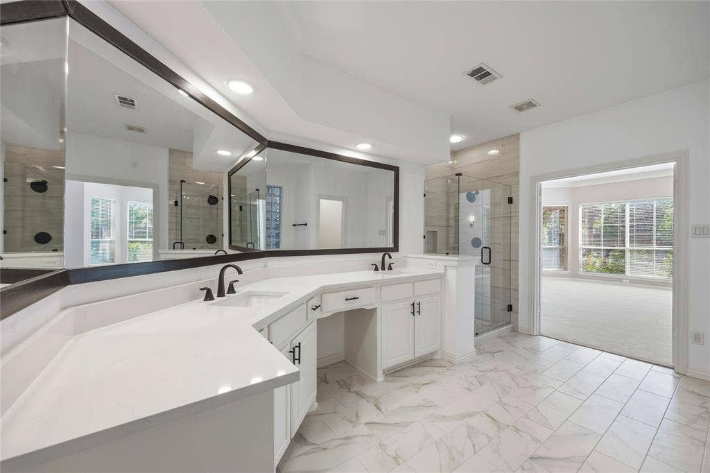 2508 Mitchell Drive, Plano, TX 75025 2508 Mitchell Drive, Plano, TX 75025