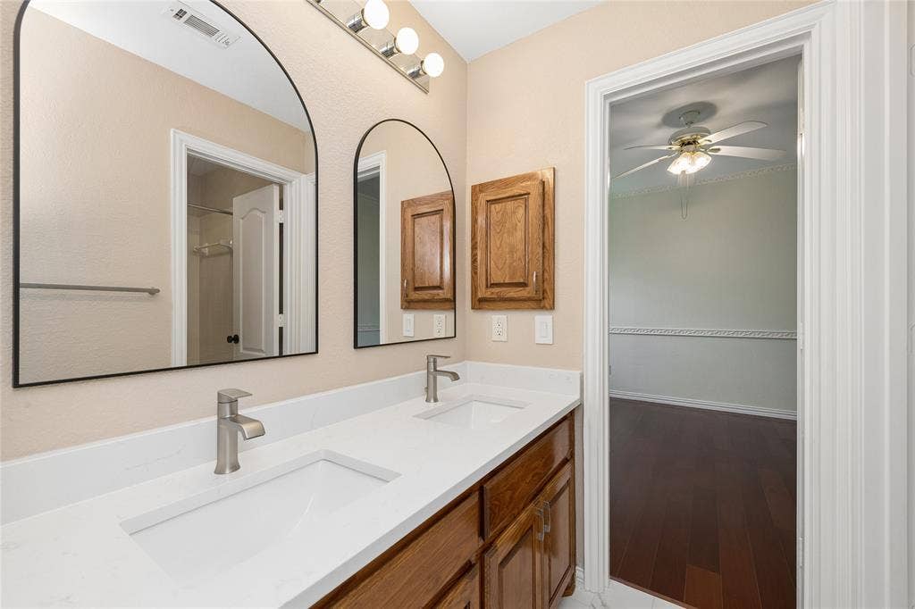 2508 Mitchell Drive, Plano, TX 75025 2508 Mitchell Drive, Plano, TX 75025