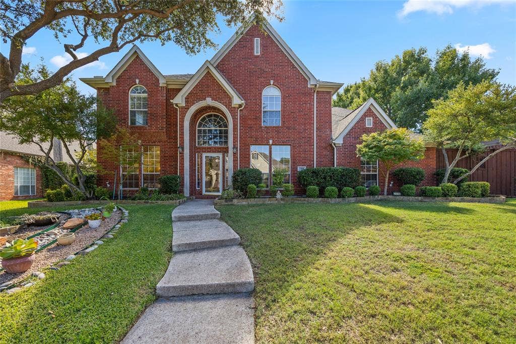 2508 Mitchell Drive, Plano, TX 75025 2508 Mitchell Drive, Plano, TX 75025