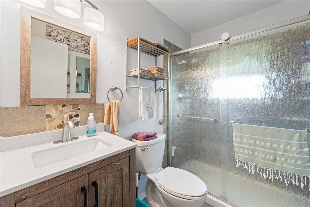 3320 N Main Street, Cleburne, TX 76033