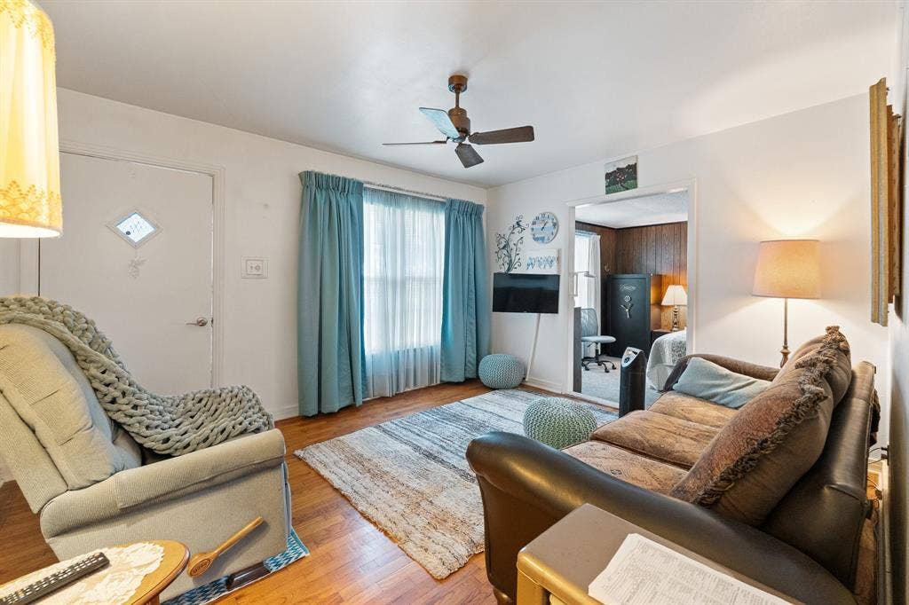 3320 N Main Street, Cleburne, TX 76033