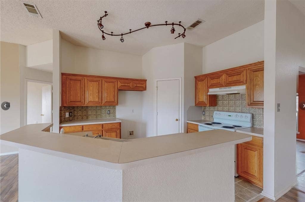 1720 Treasure Cay Drive, Mansfield, TX 76063