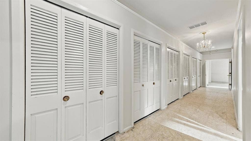 717 Oyster Hill Street, Weatherford, TX 76086