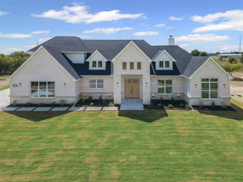 204 Tankhouse Terrace, Weatherford, TX 76085
