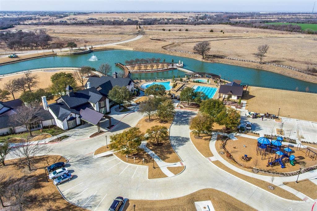 3036 Bold Ruler Road, Celina, TX 75009