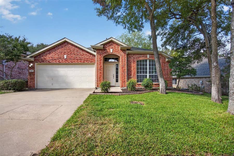 Property photo for 2691 Eganridge Lane, Rockwall, TX