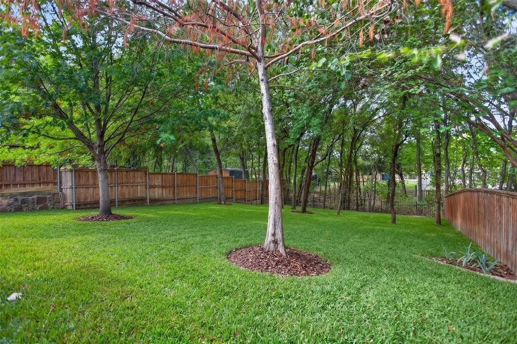 2691 Eganridge Lane, Rockwall, TX 75087 Expansive backyard, your own Oasis. What backyard would look like with full sod.
