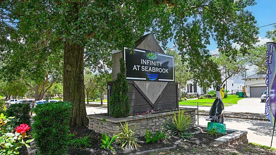 Property photo for 1901 Lakeside Drive, #412, Seabrook, TX