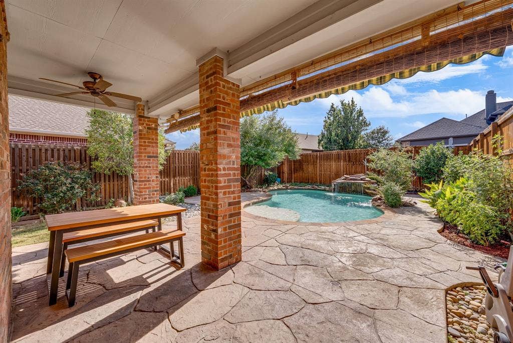 9817 Sota Grande Drive, Plano, TX 75025 9817 Sota Grande Drive, Plano, TX 75025