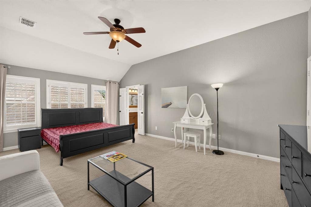 9817 Sota Grande Drive, Plano, TX 75025 9817 Sota Grande Drive, Plano, TX 75025