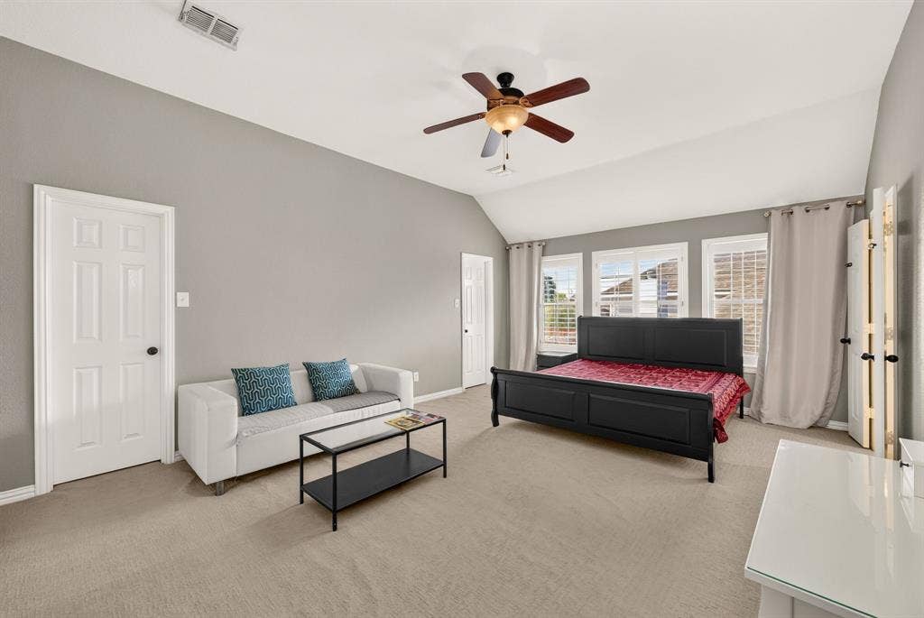 9817 Sota Grande Drive, Plano, TX 75025 9817 Sota Grande Drive, Plano, TX 75025