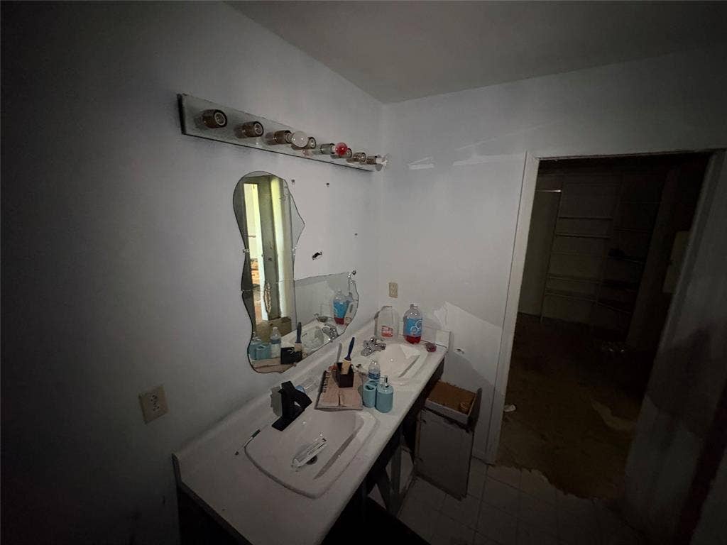 16728 County Road 558, Farmersville, TX 75442 16728 County Road 558, Farmersville, TX 75442