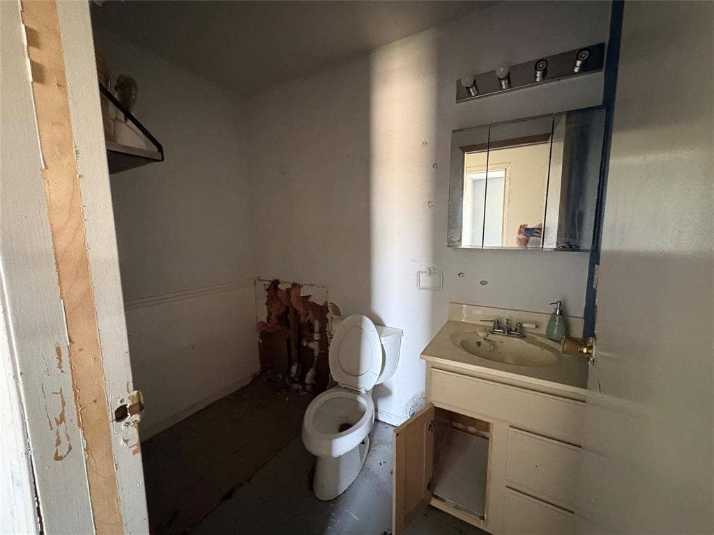 16728 County Road 558, Farmersville, TX 75442 16728 County Road 558, Farmersville, TX 75442