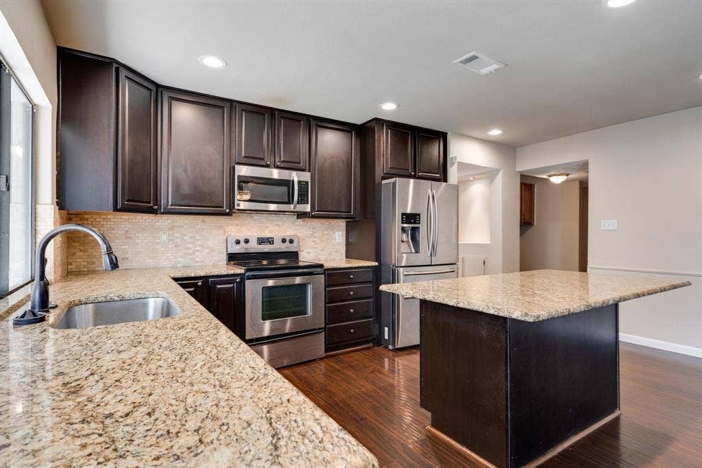 216 Park Meadow Way, Coppell, TX 75019 216 Park Meadow Way, Coppell, TX 75019