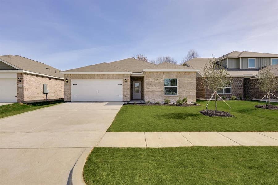 Property photo for 1721 Paul Drive, Seagoville, TX