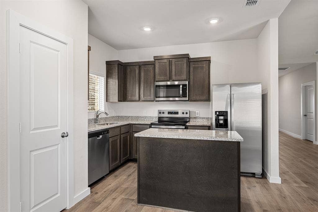 1721 Paul Drive, Seagoville, TX 75159 1721 Paul Drive, Seagoville, TX 75159