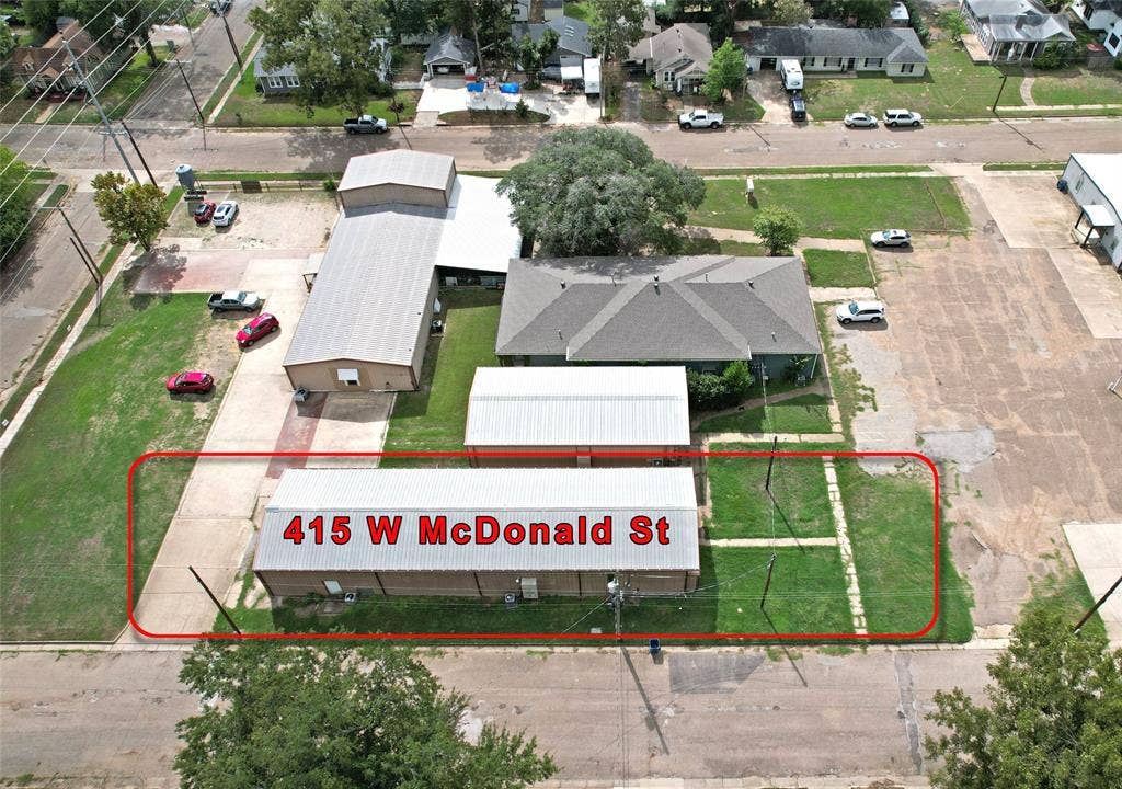 415 W McDonald Street, Mineola, TX 75773