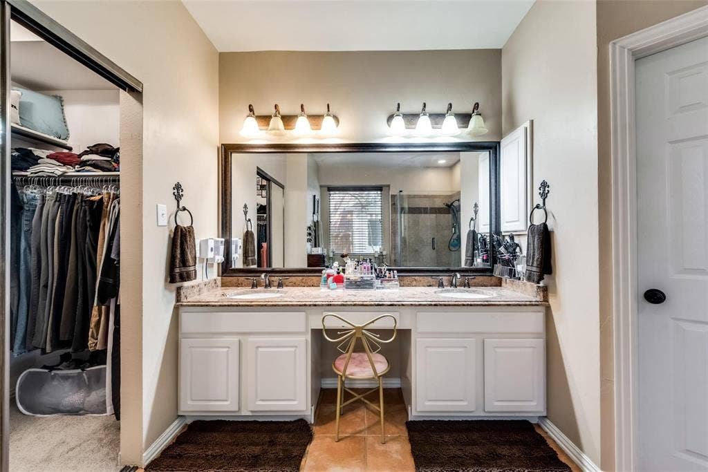 2109 Indian Trail, Rowlett, TX 75088 2109 Indian Trail, Rowlett, TX 75088