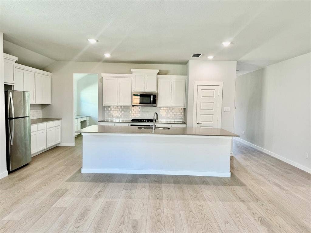1105 Mahogany Drive, Melissa, TX 75454 1105 Mahogany Drive, Melissa, TX 75454