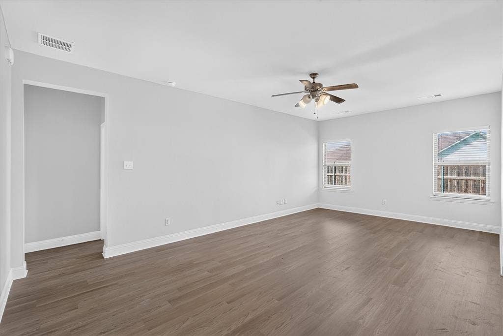 2121 Silsbee Court, Forney, TX 75126 2121 Silsbee Court, Forney, TX 75126