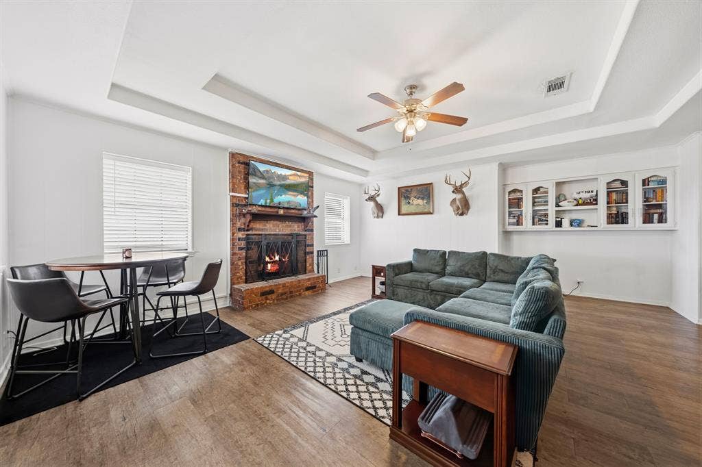 369 Odom Road, Avalon, TX 76623 369 Odom Road, Avalon, TX 76623