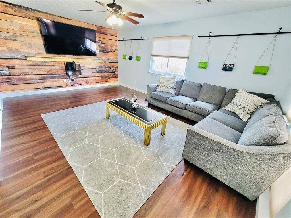 7406 Armstrong Lane, Rowlett, TX 75089 7406 Armstrong Lane, Rowlett, TX 75089