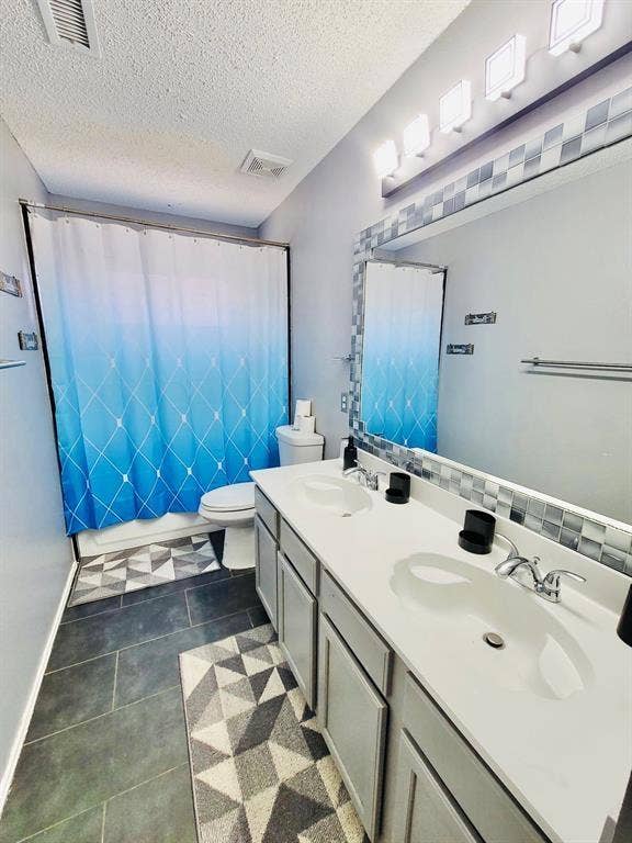 7406 Armstrong Lane, Rowlett, TX 75089 7406 Armstrong Lane, Rowlett, TX 75089