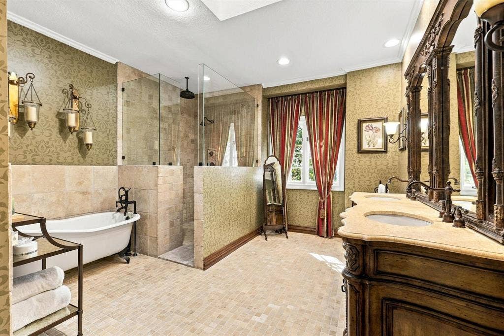 4605 N OConnor Road, Irving, TX 75062